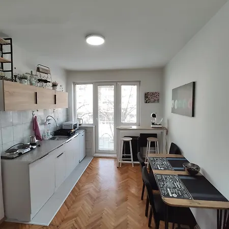 Apartment Iris - Modern & Cozy *